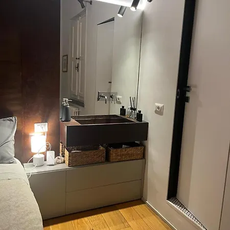 Giulia's House, Monti Apartment