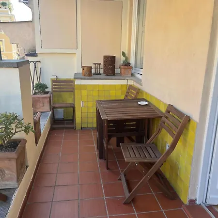 Giulia's House, Monti Apartment *