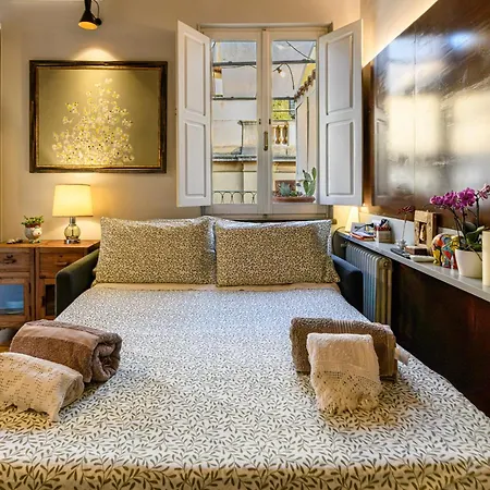 Giulia's House, Monti Apartamento Roma