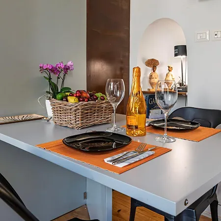 Giulia's House, Monti Apartamento *