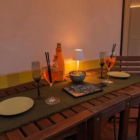 Giulia's House, Monti