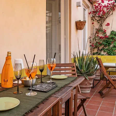 Giulia's House, Monti *